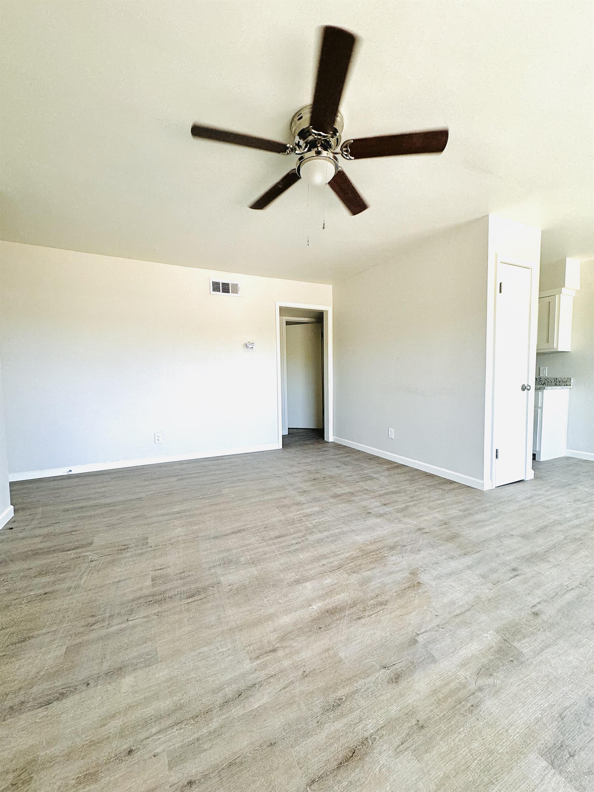3500 Mockingbird - 20